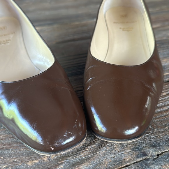 Bruno Magli brown patent leather everyday rounded toe heel Size 41 - Picture 3 of 8